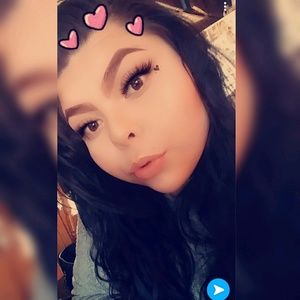 Meet your Posher, Brittney